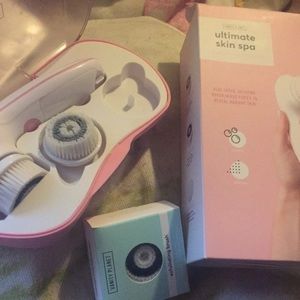 Spin brush